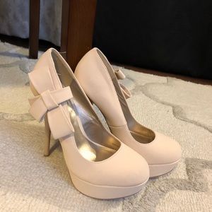 Charlotte Russe tan heels with bow never worn